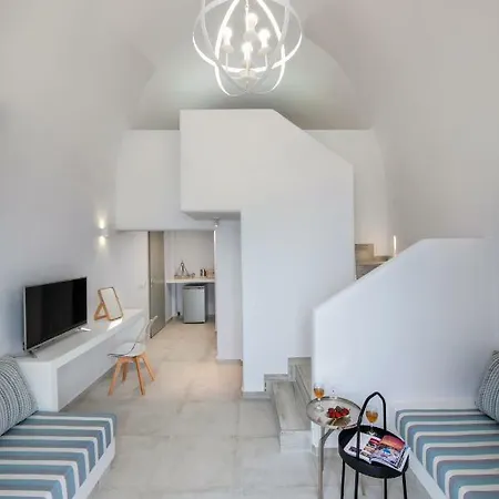 Seven Imerovigli (Santorini)