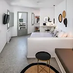 Seven Imerovigli (Santorini)