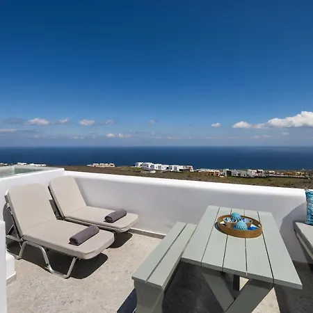 Seven 4* Imerovigli (Santorini)