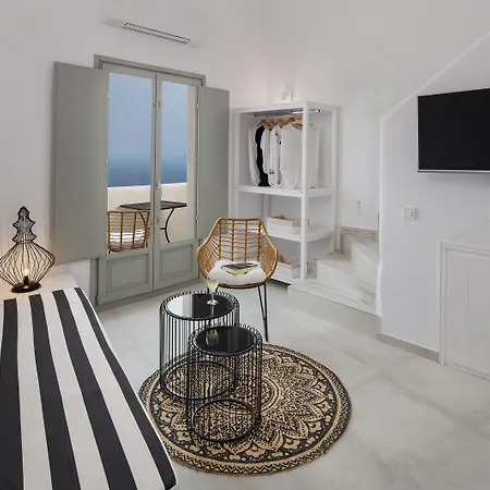 Seven Imerovigli (Santorini)