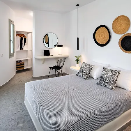 Seven Imerovigli (Santorini)