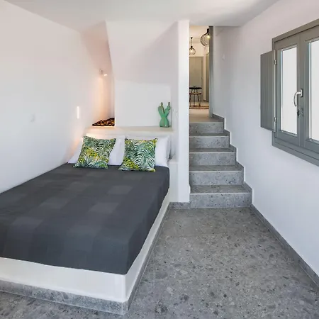 Apart Otel Seven Imerovigli (Santorini)
