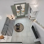 Seven Aparthotel