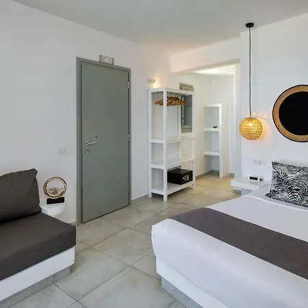 Ξενοδοχείο με διαμερίσματα Seven 4*